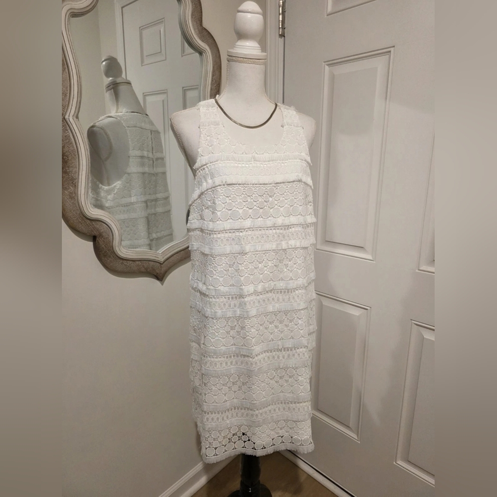 Elegant White Lace Dress